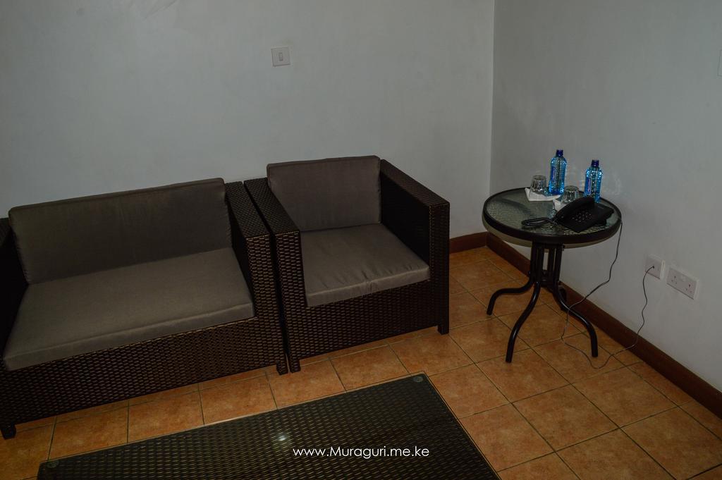 Eddy Suites, Emeli Hotel Nairobi Zimmer foto